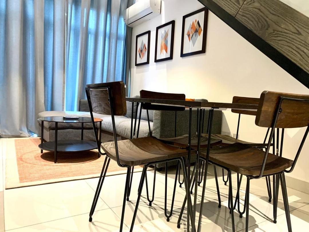 One Bedroom Apartment At A Embassy Gardens Cantonments Акра Екстериор снимка