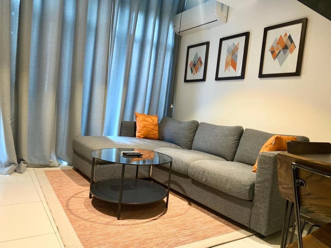 One Bedroom Apartment At A Embassy Gardens Cantonments Акра Екстериор снимка