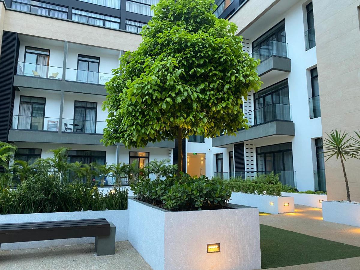 One Bedroom Apartment At A Embassy Gardens Cantonments Акра Екстериор снимка