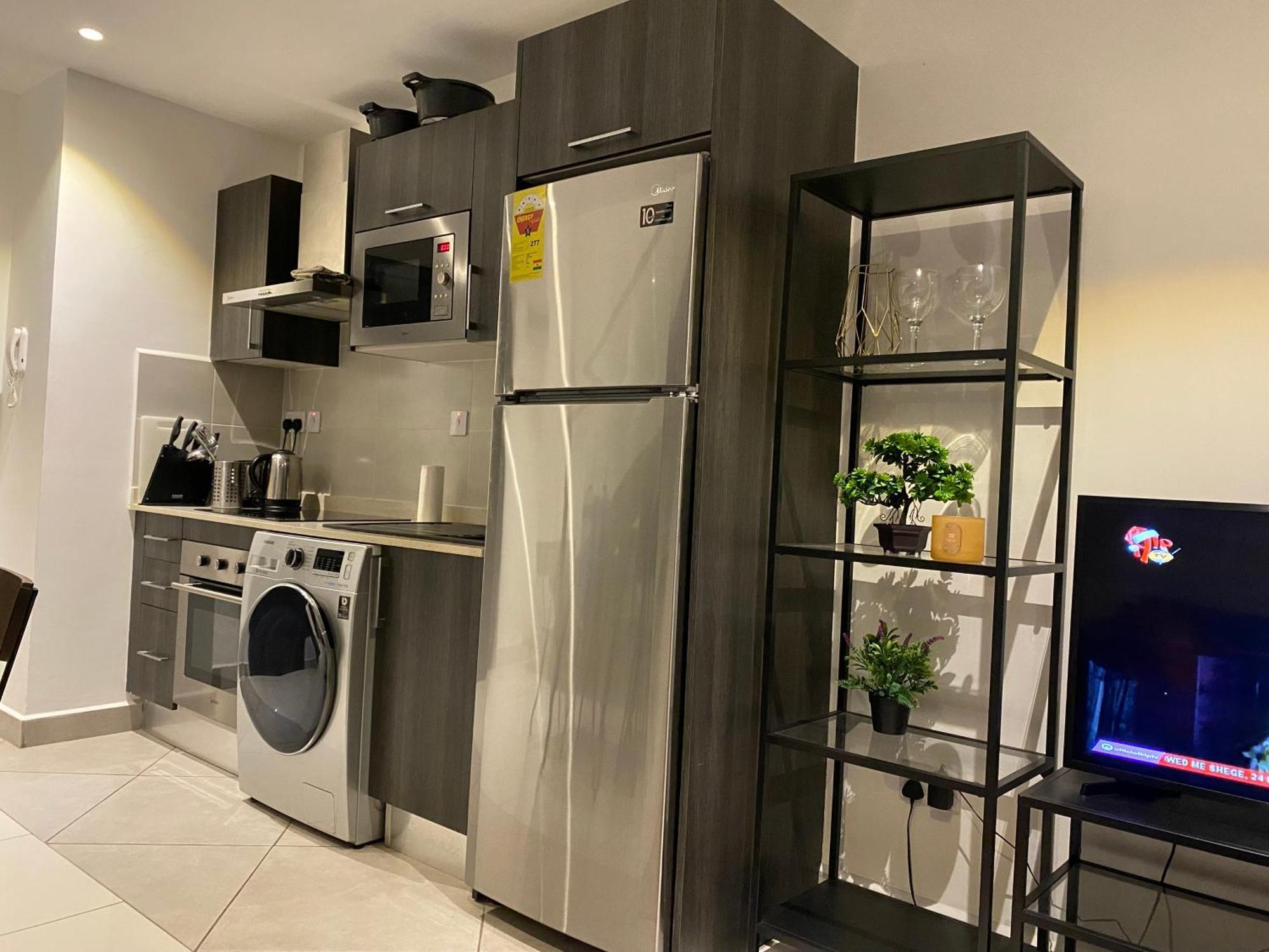 One Bedroom Apartment At A Embassy Gardens Cantonments Акра Екстериор снимка