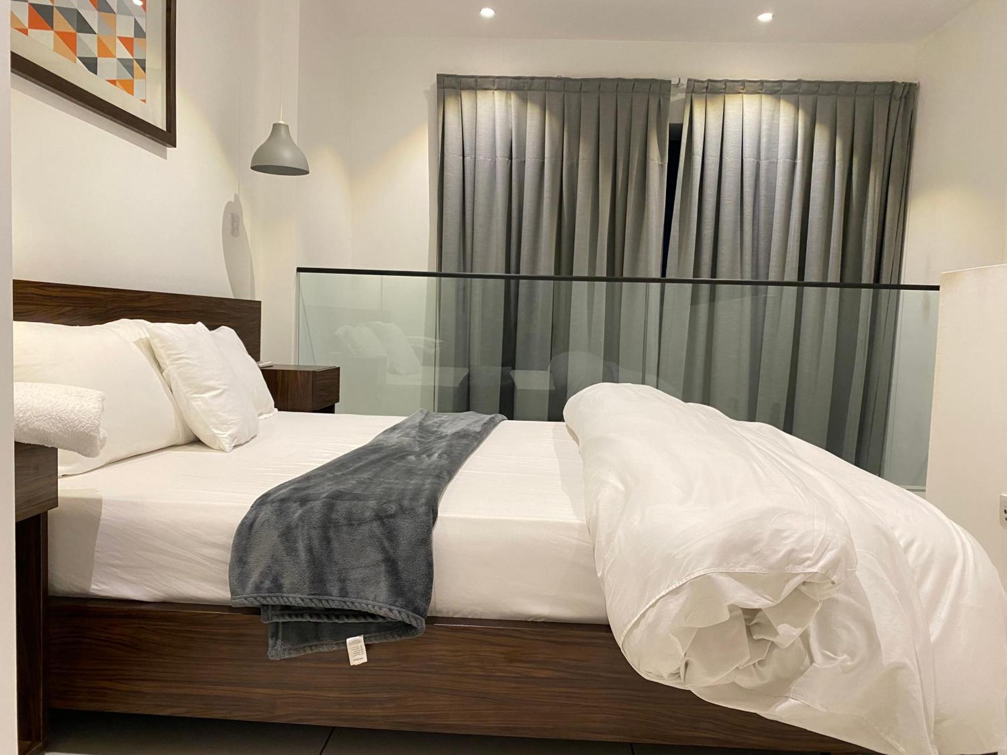 One Bedroom Apartment At A Embassy Gardens Cantonments Акра Екстериор снимка